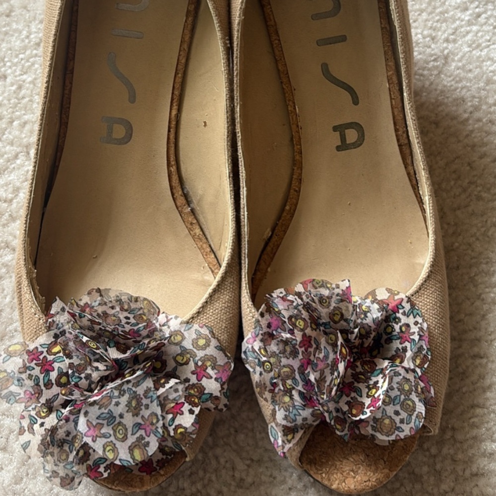 Unisa size 10 wedge